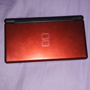 Nintendo DS lite